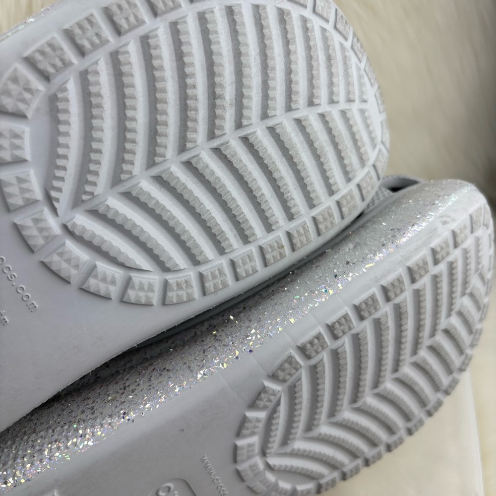CROCS CLASSIC CRUSH GLITTER CLOG SHOES - Picture 7 of 7